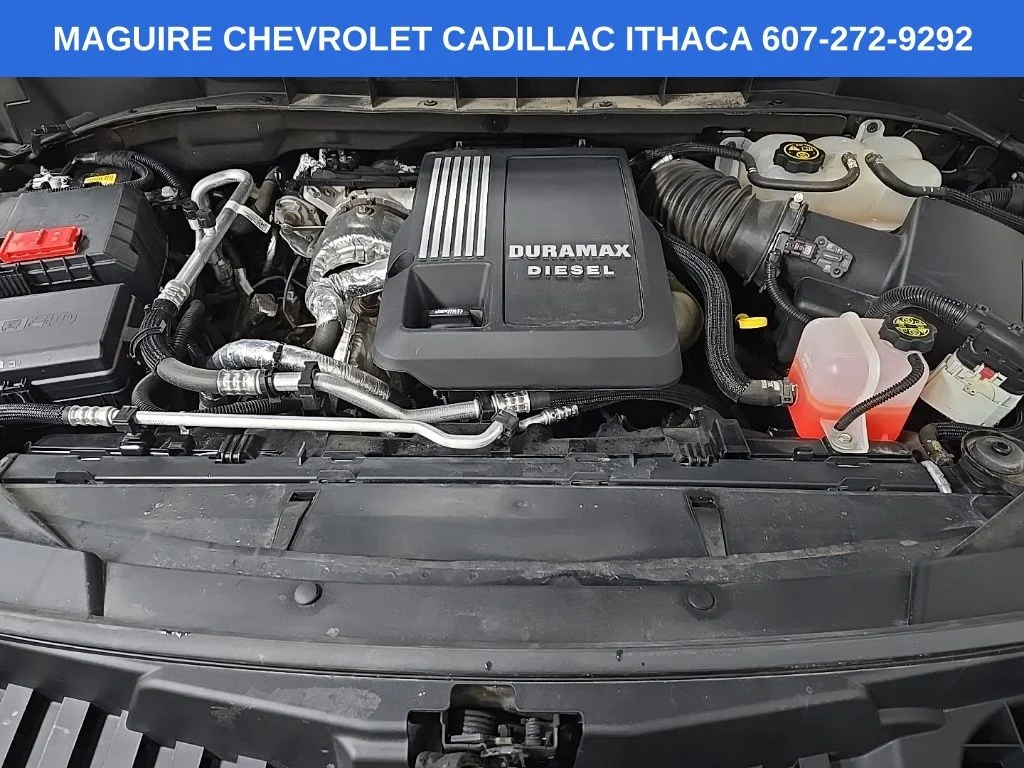Used 2023 Silver GMC Denali image 13