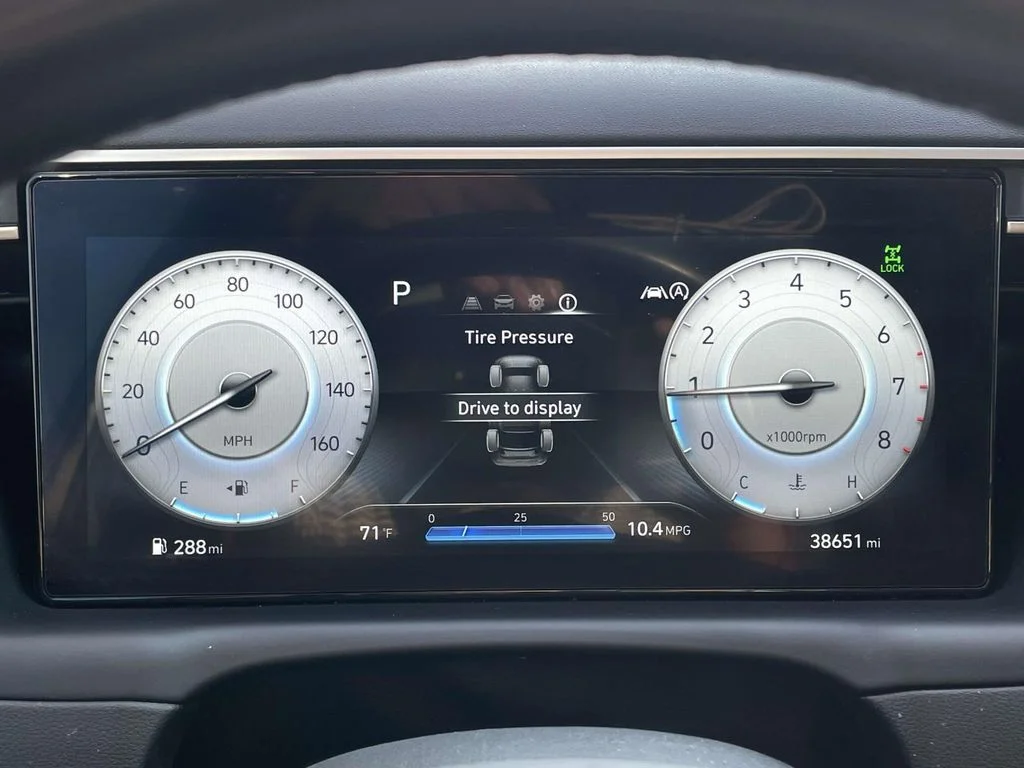 Used 2023 Phantom Black Hyundai SEL image 15