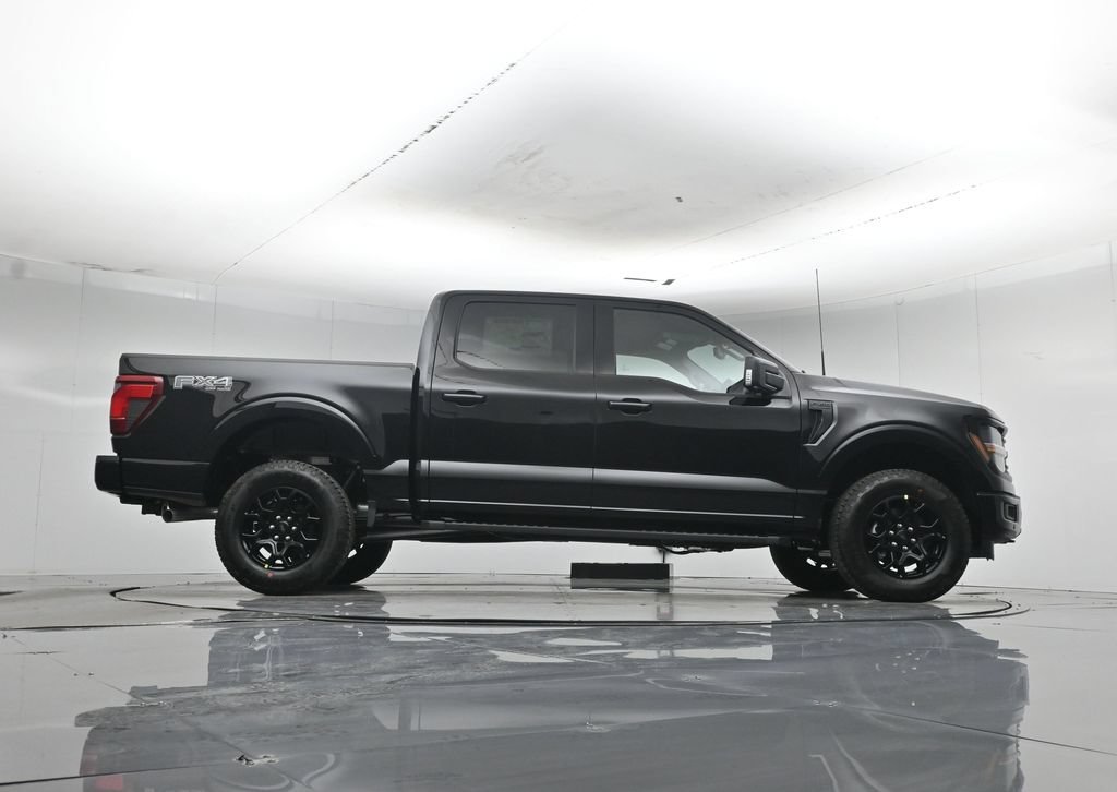New 2026 Agate Black Metallic Ford XLT image 52