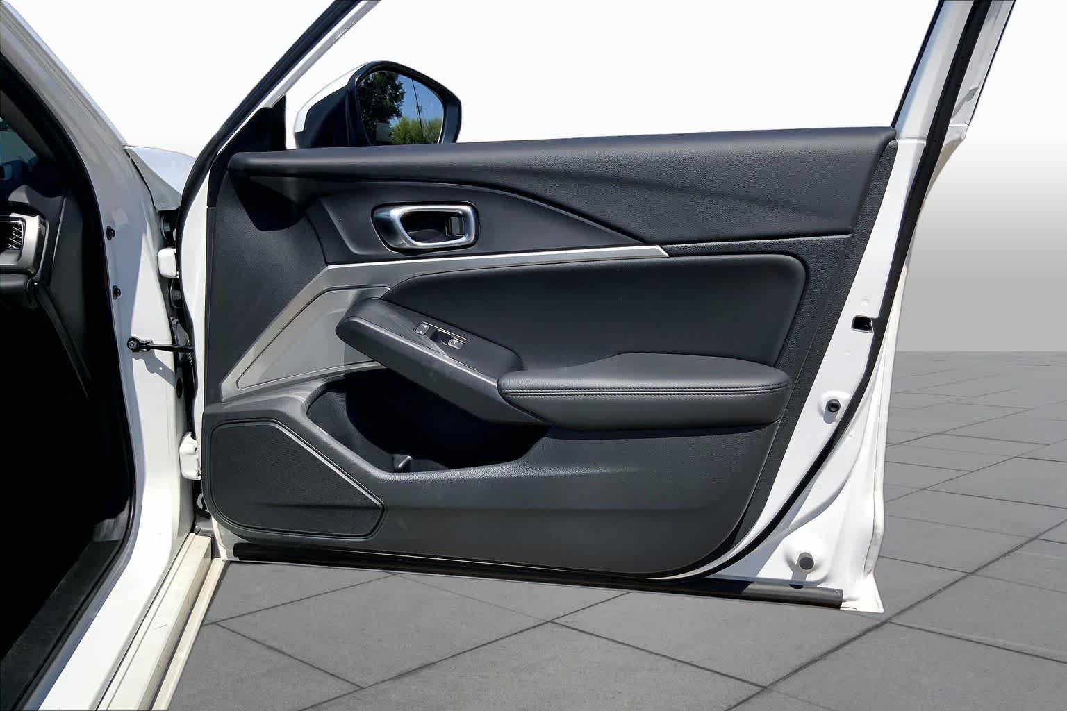 Used 2026 Platinum White Pearl Acura  image 22