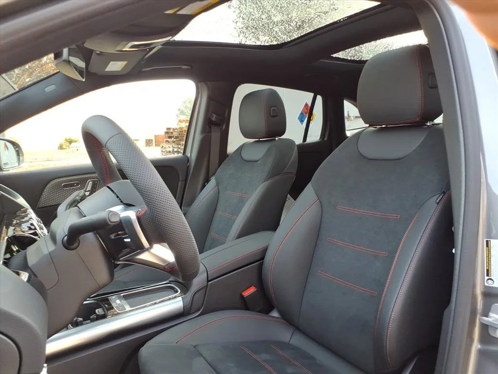 New 2026 Mountain Grey Metallic Mercedes-Benz GLA 250 image 34