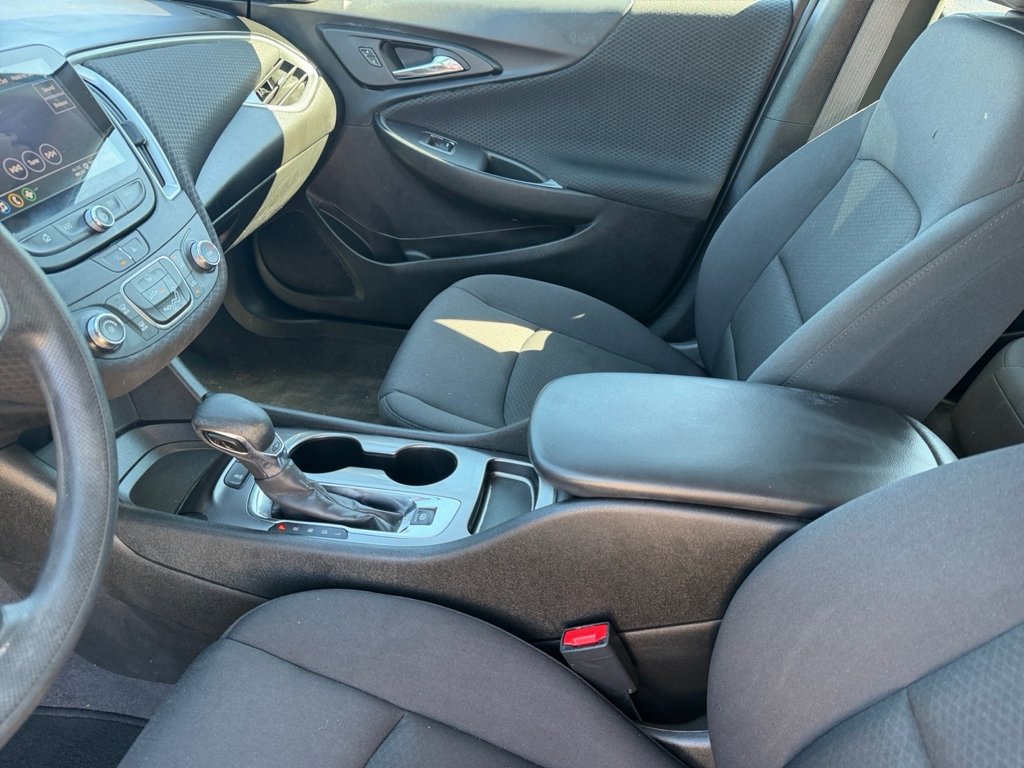 Used 2023 Summit White Chevrolet LS image 14