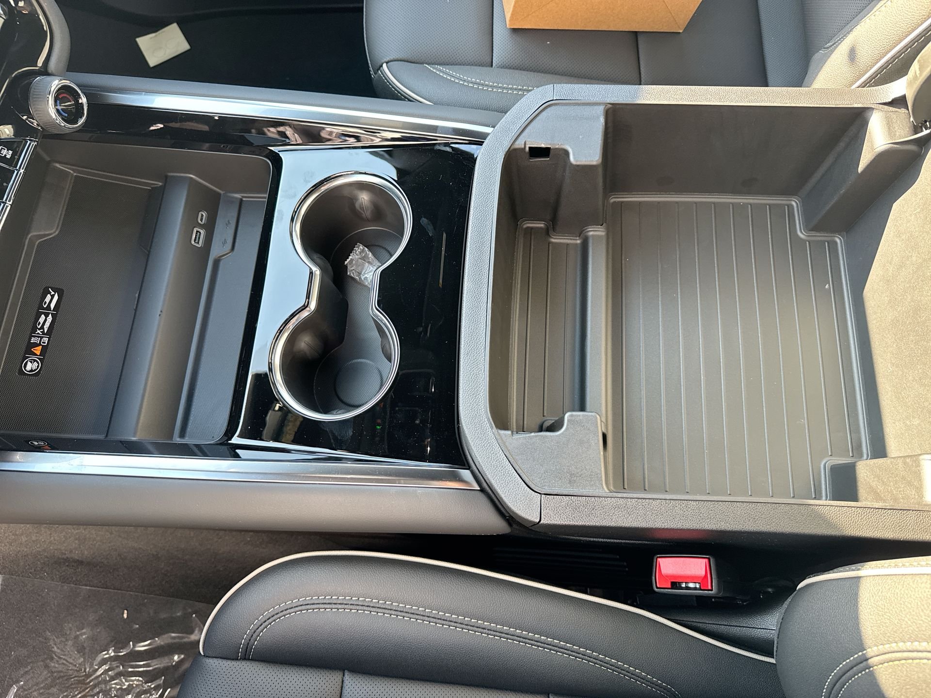2026 Chevrolet Suburban High Country - Photo 50
