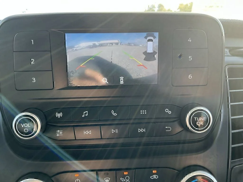 Used 2021 Oxford White Ford XLT image 16