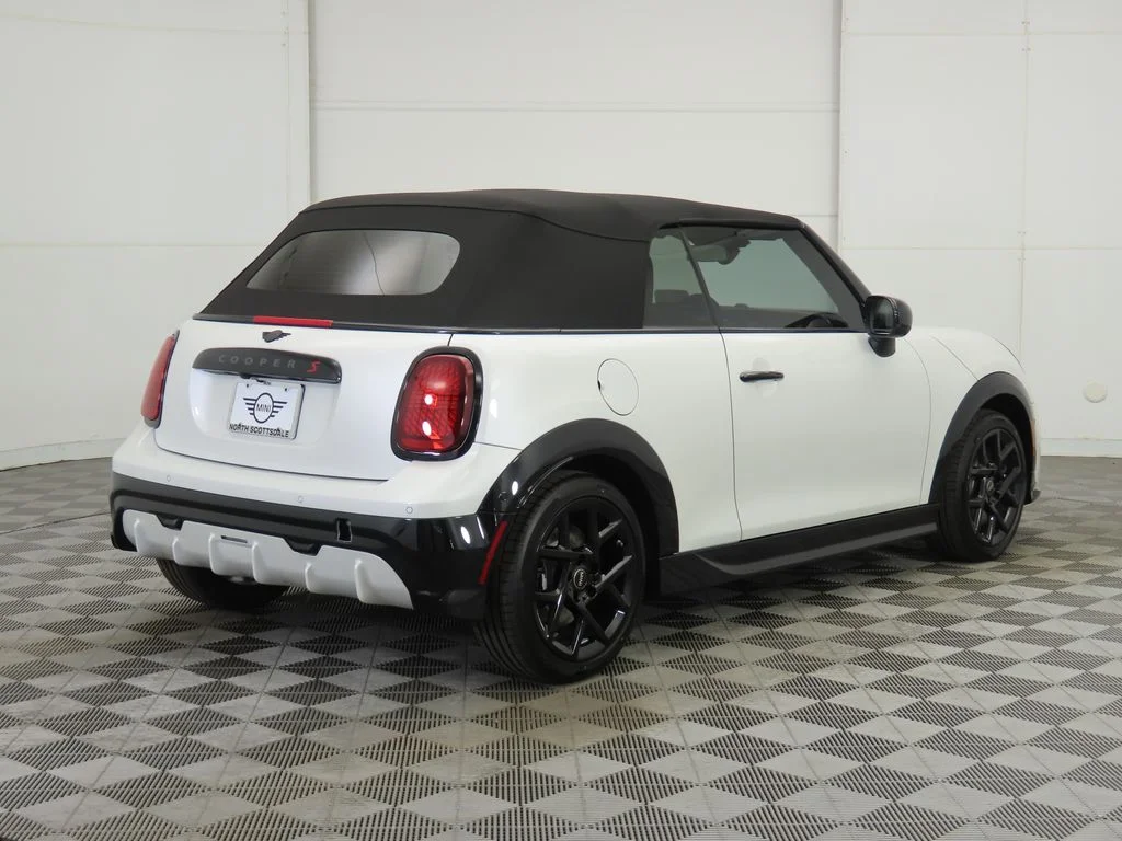 Used 2026 Nanuq White Metallic MINI  image 14