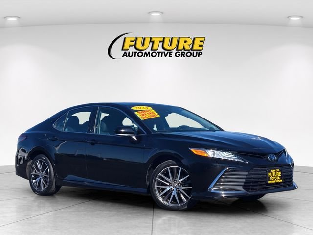 Used 2024 Black Toyota XLE image 1
