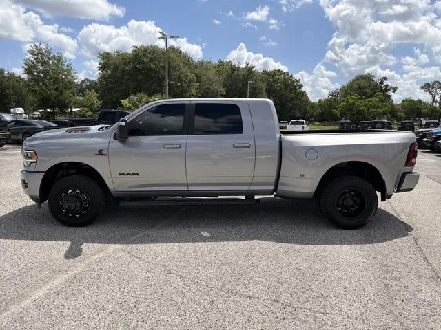 Used 2023 Silver Ram Laramie image 7