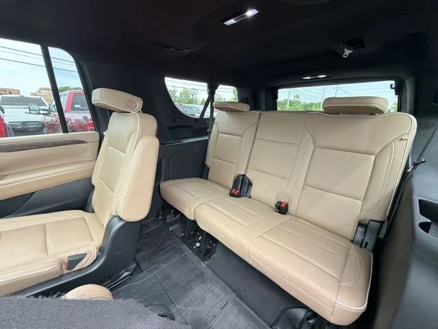 Used 2022 Gray Chevrolet Premier image 23