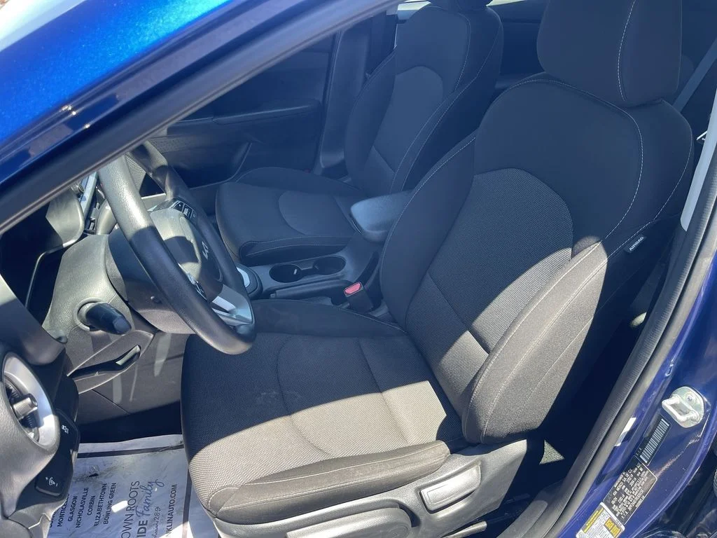 Used 2024 Blue Kia LXS image 15