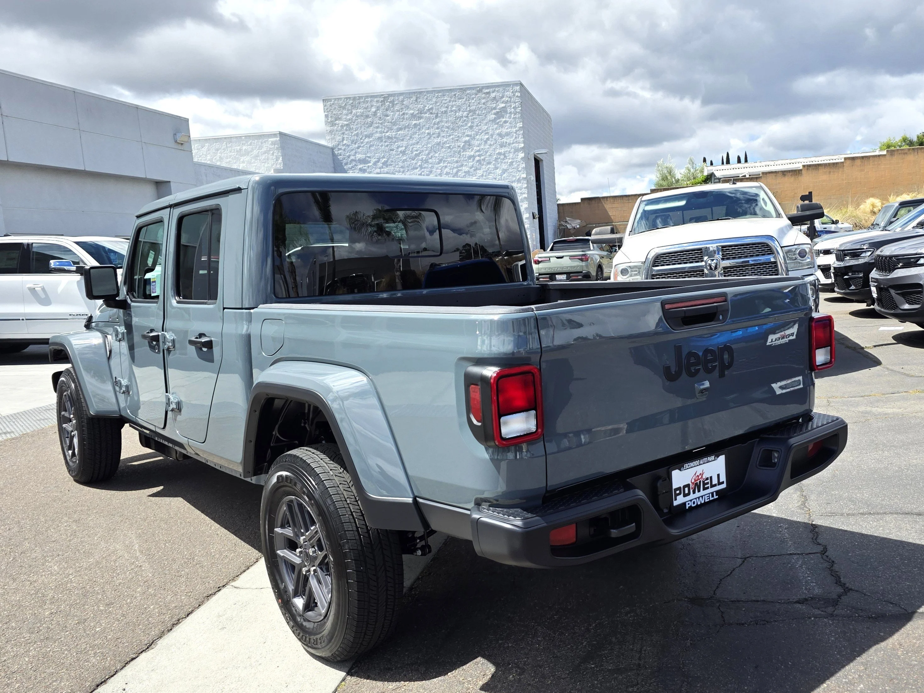 New 2026 Anvil Clearcoat Jeep Sport S image 3