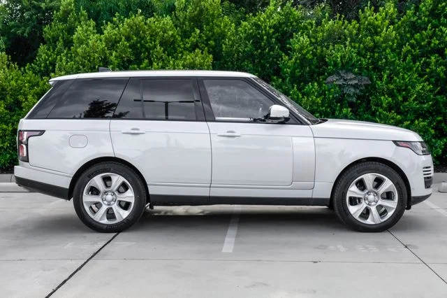 Used 2019 White Land Rover 5.0L V8 Supercharged image 10
