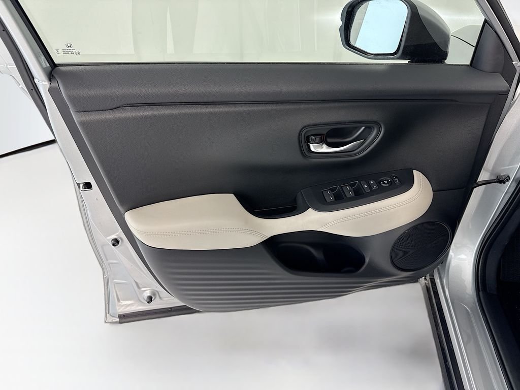 New 2027 Solar Silver Metallic Honda LX image 24