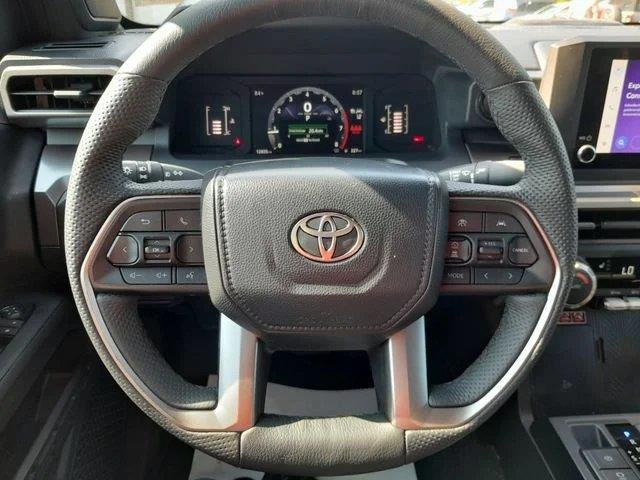 Used 2025 Underground Toyota SR5 image 13