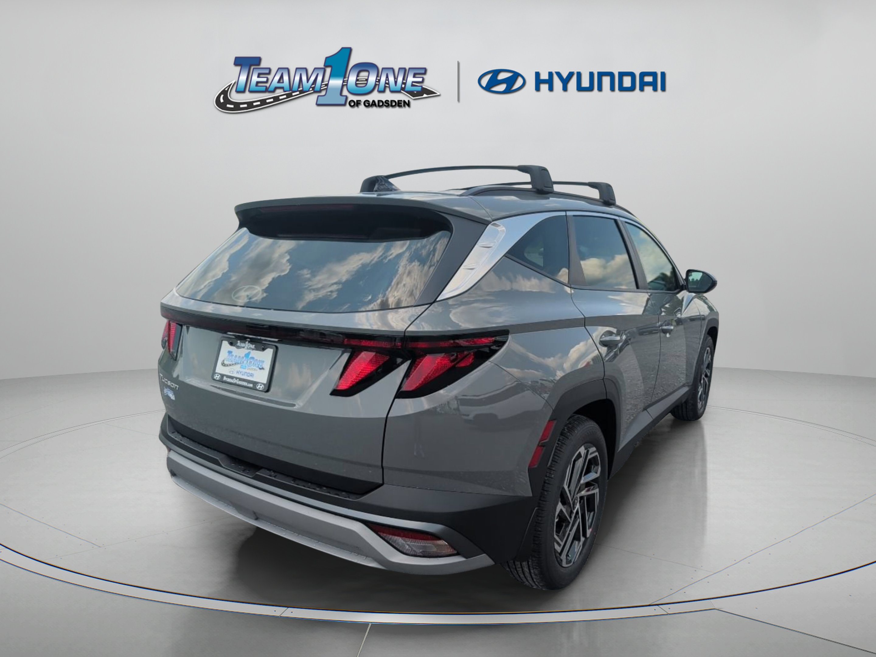 New 2026 Hampton Gray Hyundai SEL Plus image 8