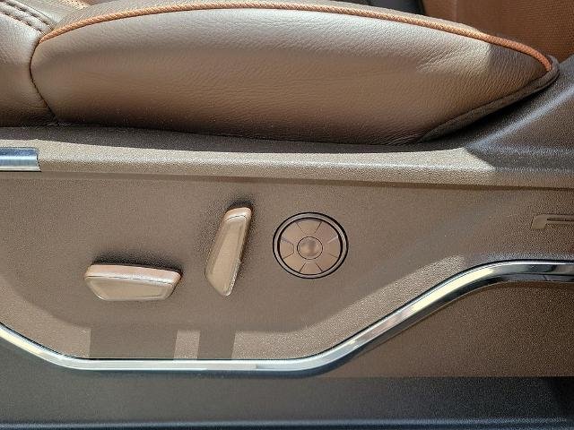 New 2026 Star White Metallic Tri-Coat Ford F-250® King Ranch® image 45