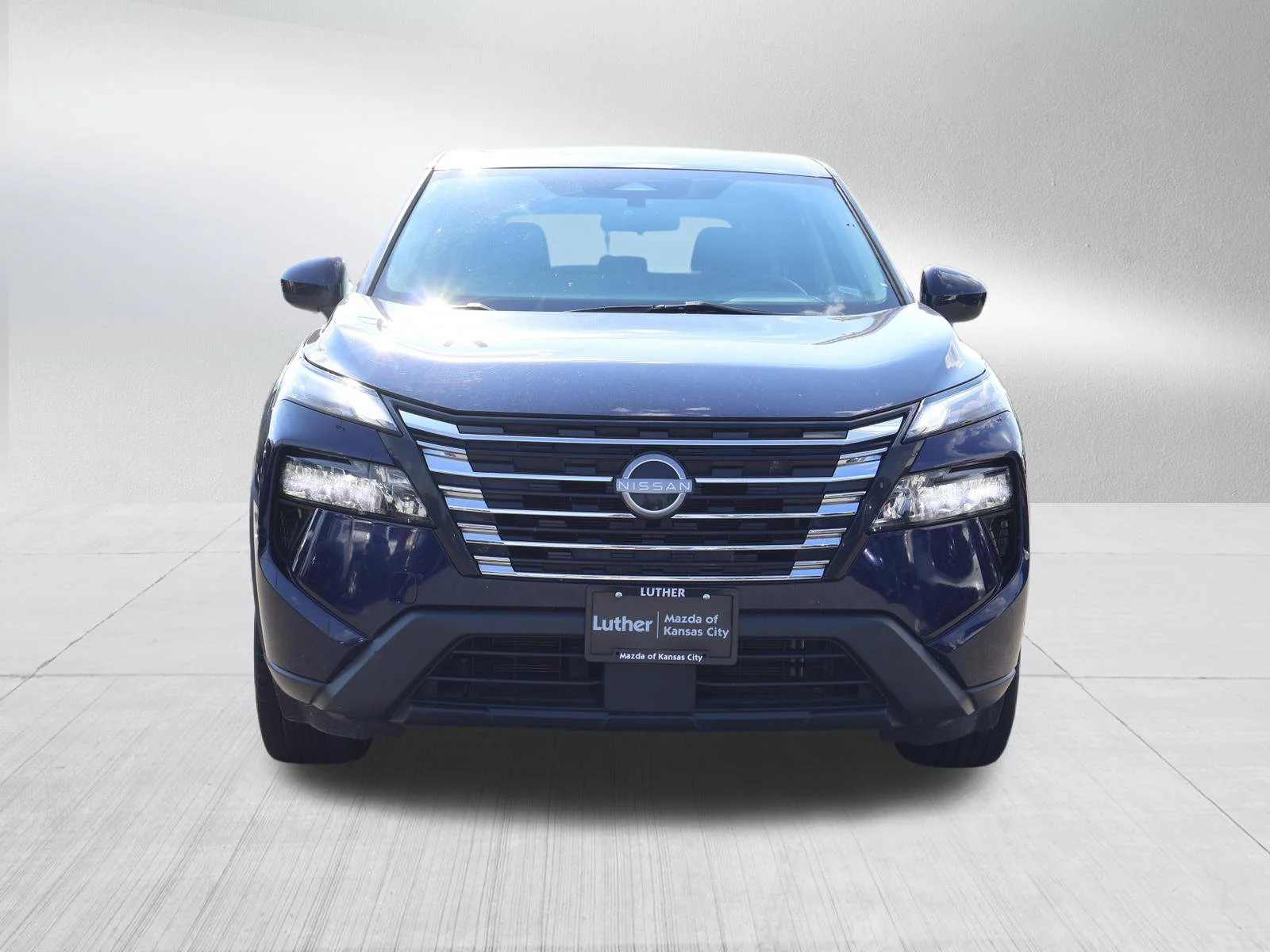 Used 2024 Nissan Rogue SV with VIN 5N1BT3BB9RC696512 for sale in Kansas City