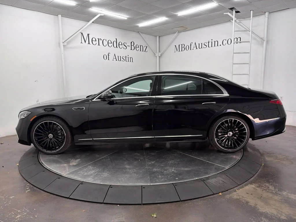 New 2027 Black Mercedes-Benz S 580 image 4
