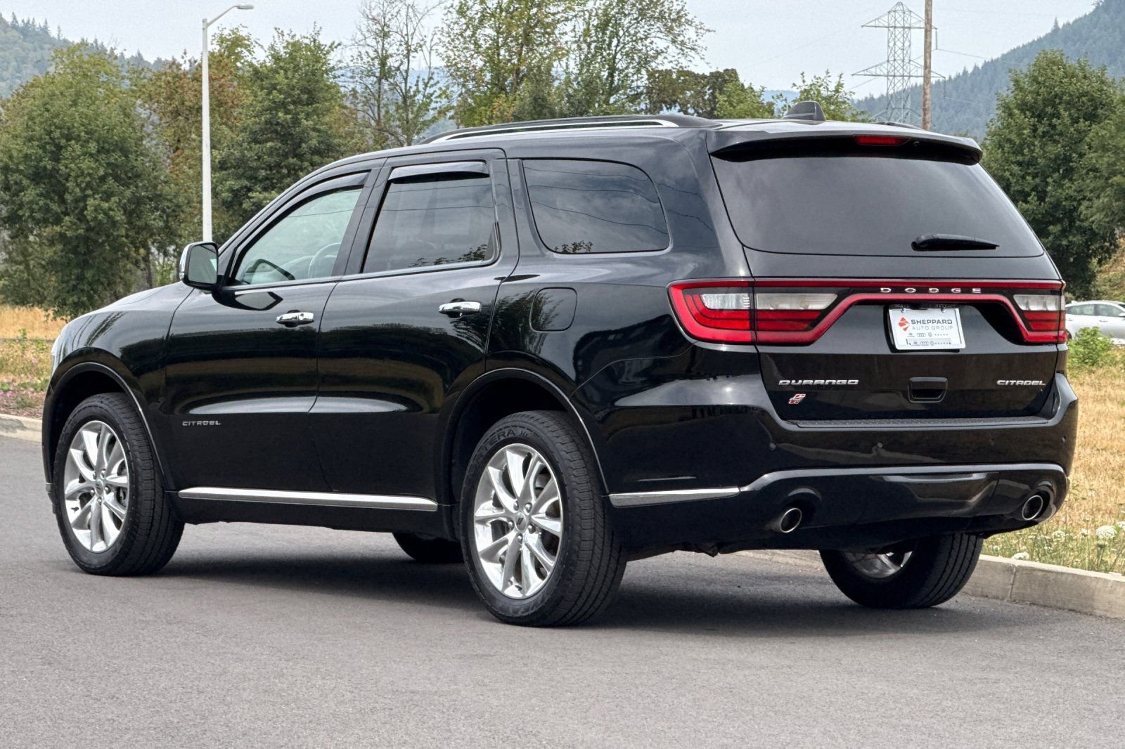 Used 2020 Black Dodge Citadel image 5