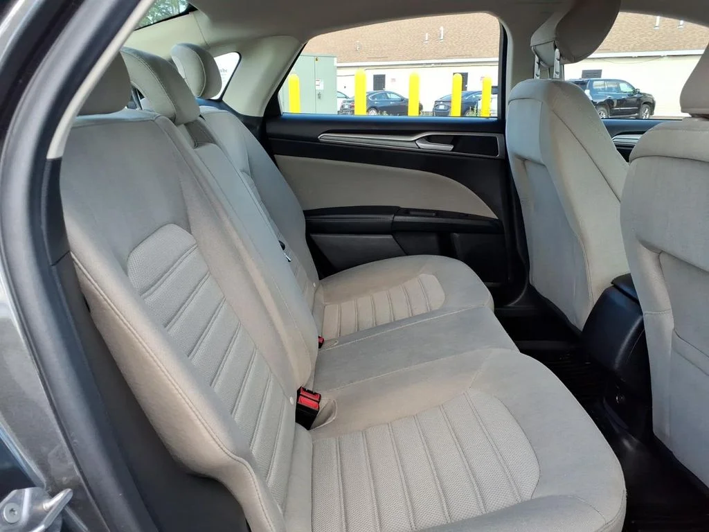 Used 2020 Gray Ford S image 6