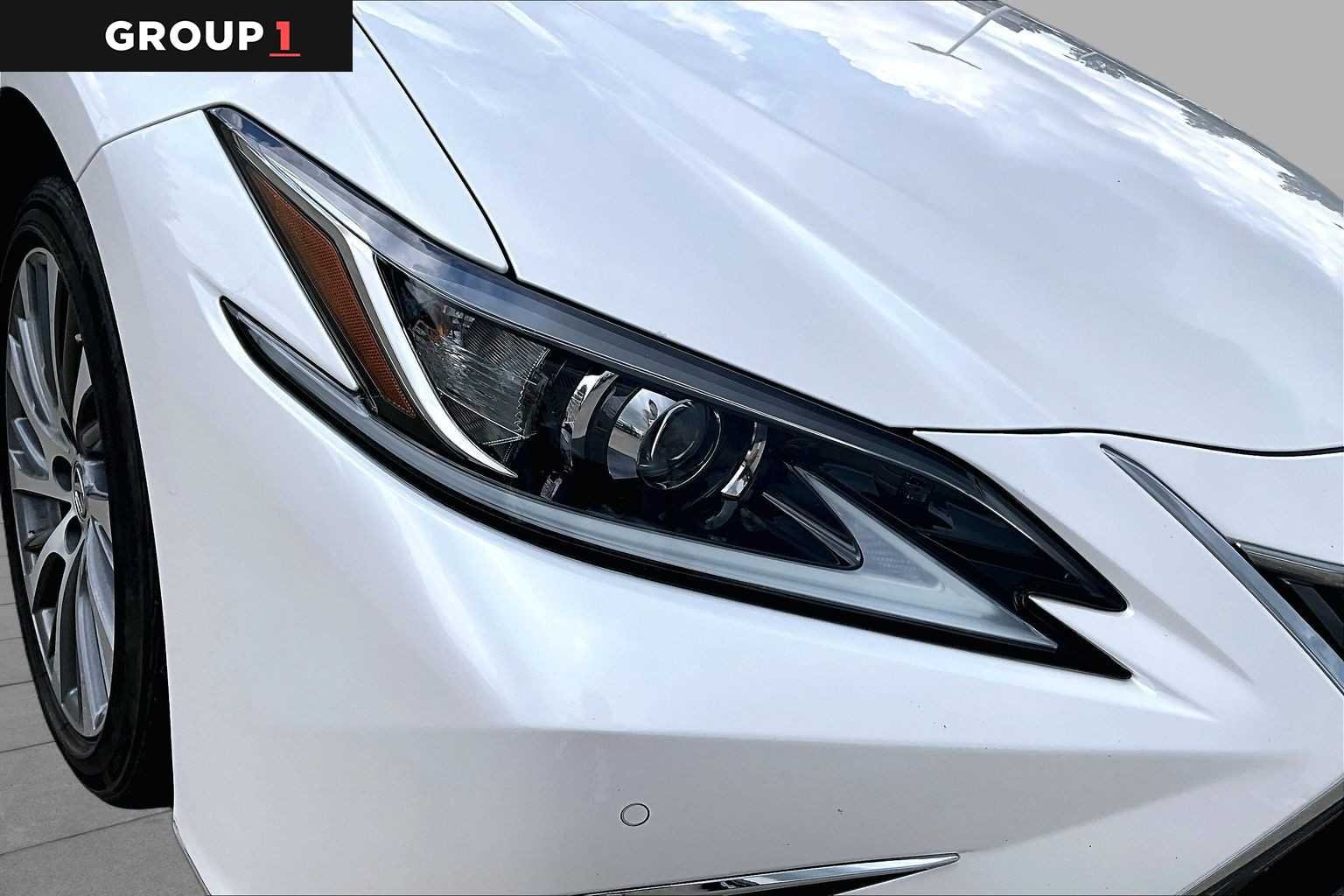 Certified Used 2021 EMINENT WHITE PEARL Lexus  image 25