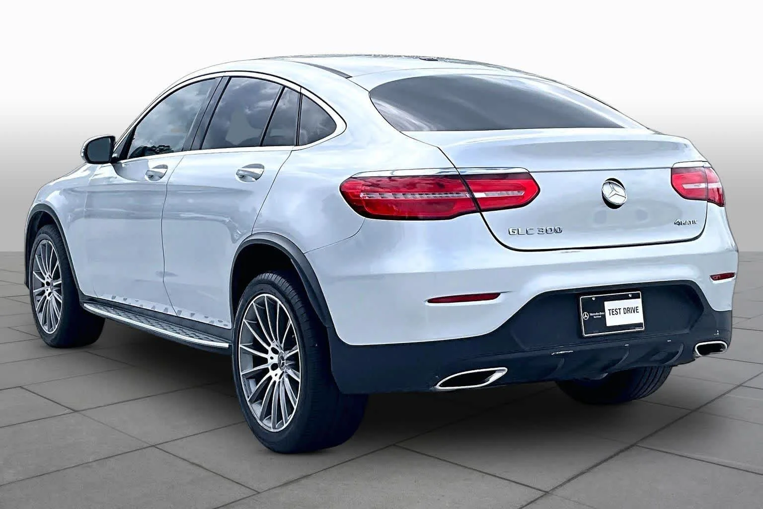 Used 2018 Iridium Silver Metallic Mercedes-Benz GLC 300 image 12