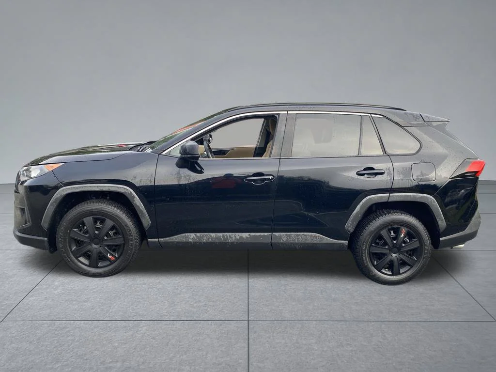 Used 2019 Black Toyota LE image 3