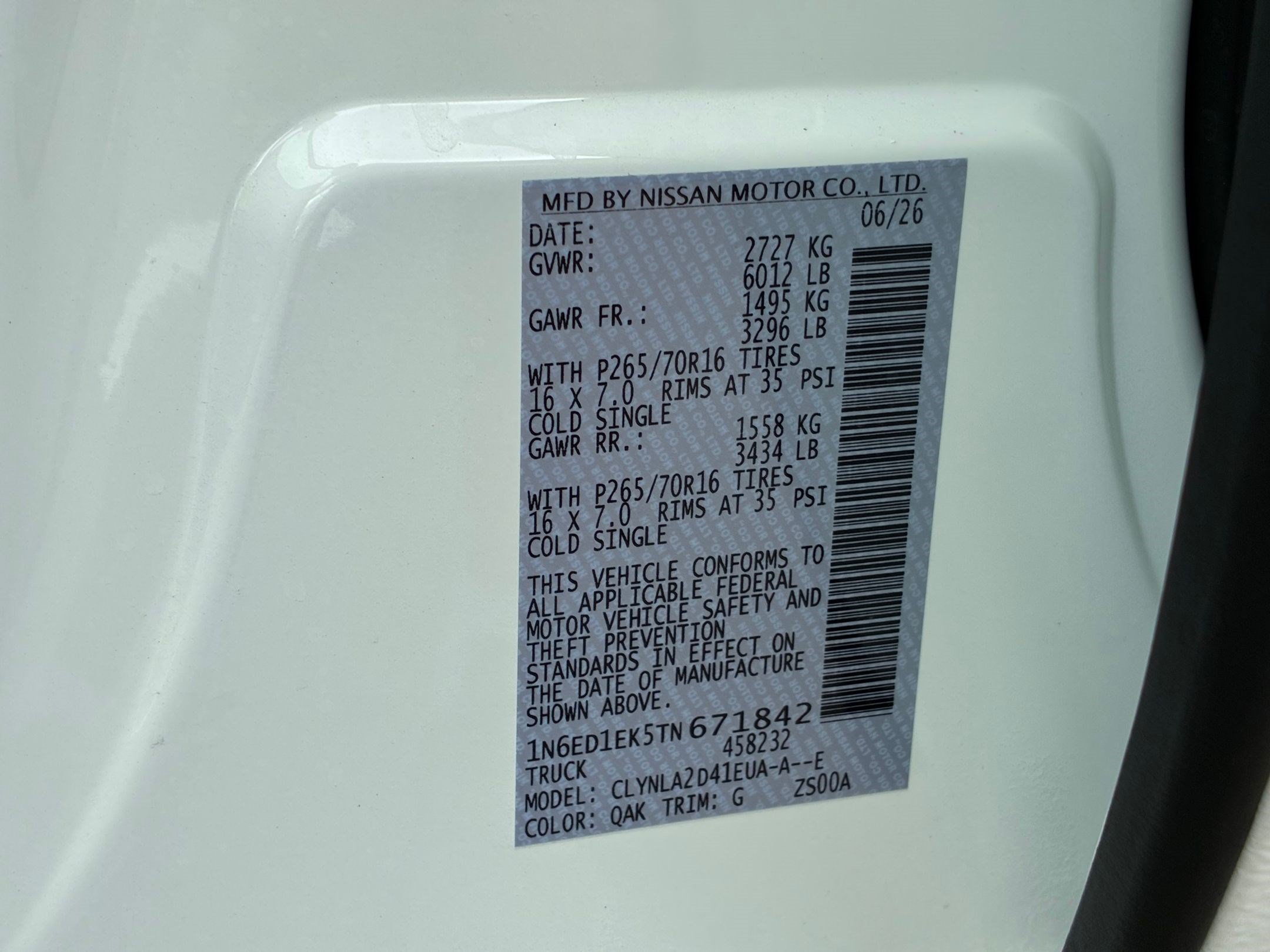 New 2026 Glacier White Nissan Crew Cab S image 25