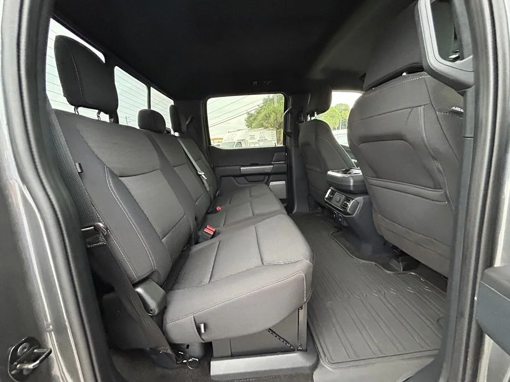 Used 2022 Gray Metallic Ford XLT image 32