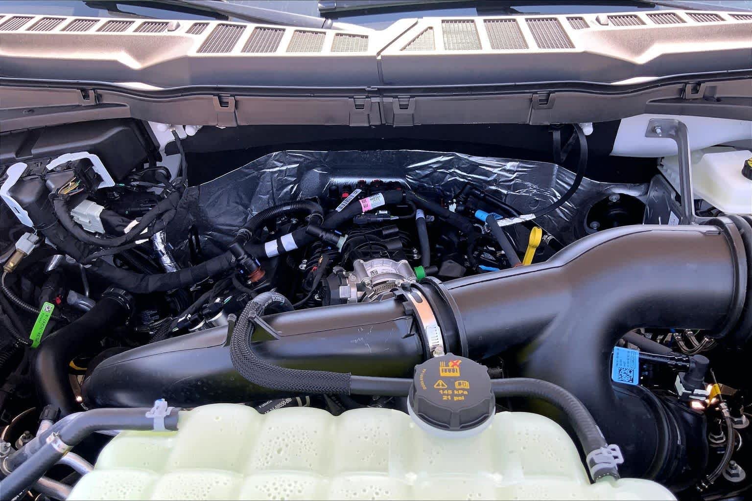 New 2026 Oxford White Ford STX image 16