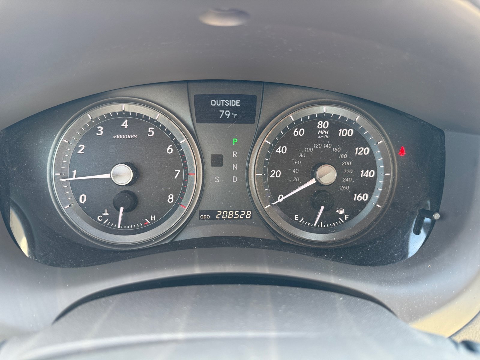 Used 2007 White Lexus 350 image 11
