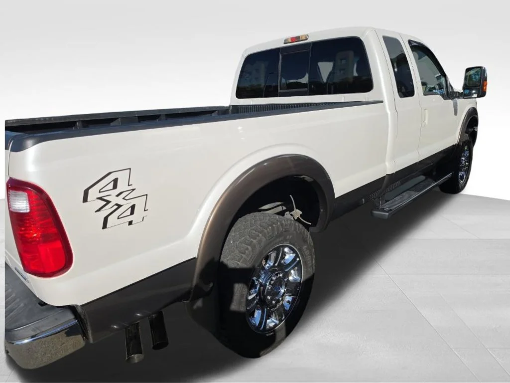 Used 2015 White Ford Lariat image 7