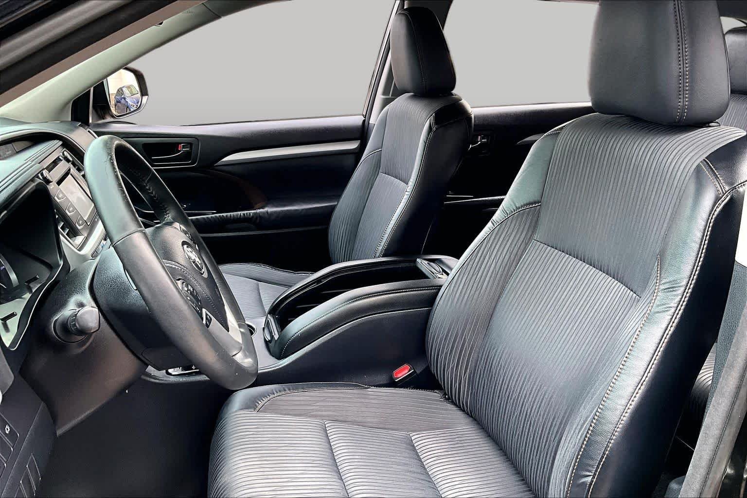Used 2015 Attitude Black Metallic Toyota LE Plus image 7