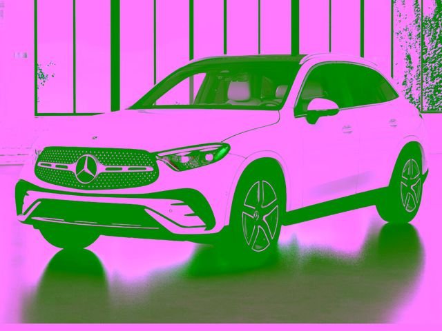 New 2026 Polar White Mercedes-Benz GLC 300 image 1