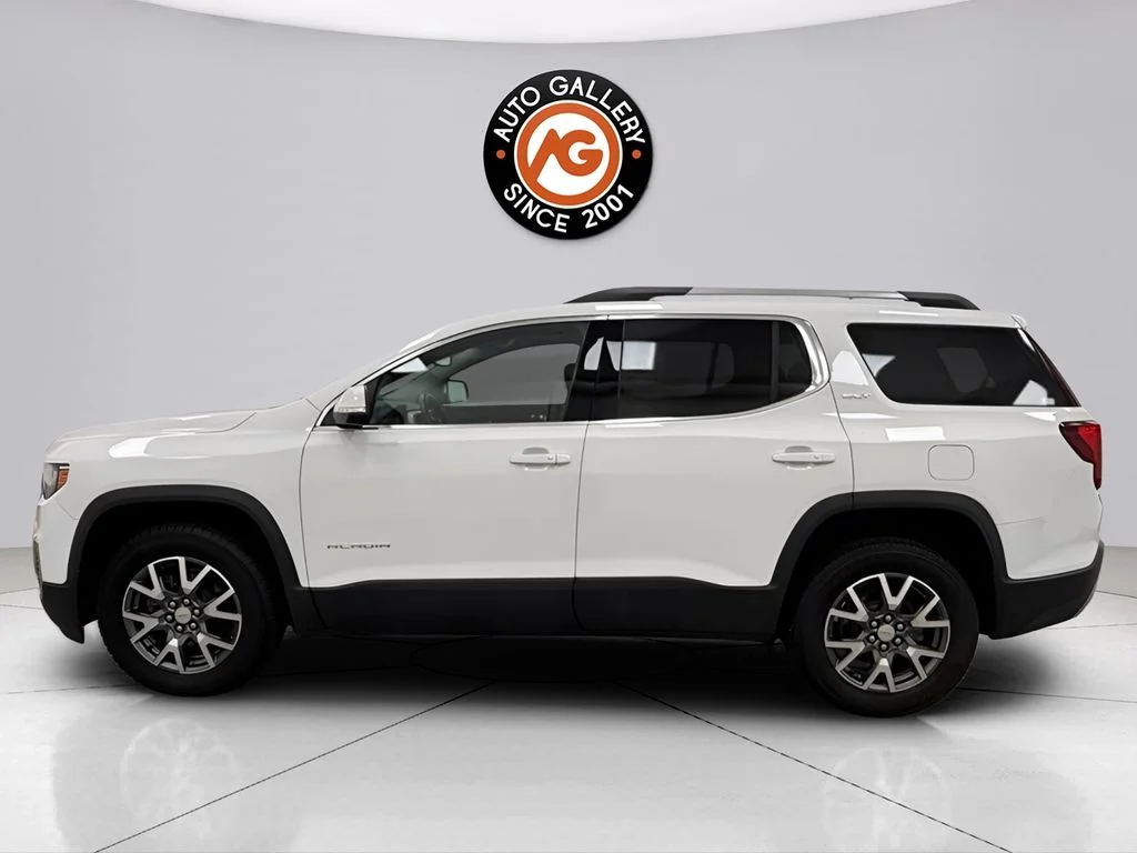 Used 2023 White GMC SLT image 6