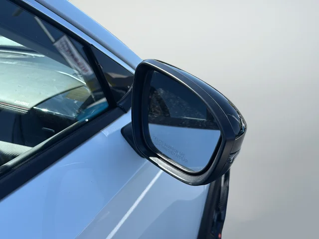 New 2026 White Nissan SR image 9