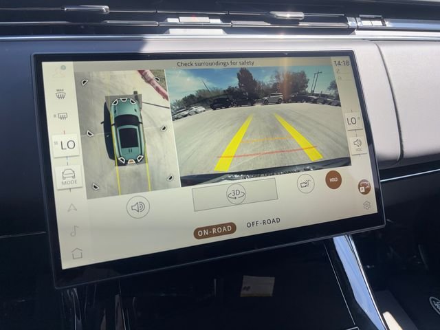 New 2026 Santorini Black Land Rover SE image 21