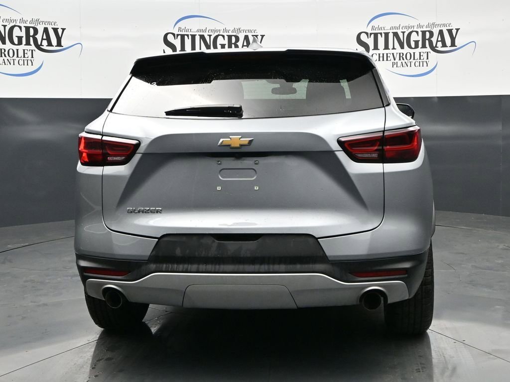 Used 2025 Sterling Gray Metallic Chevrolet 2LT image 6