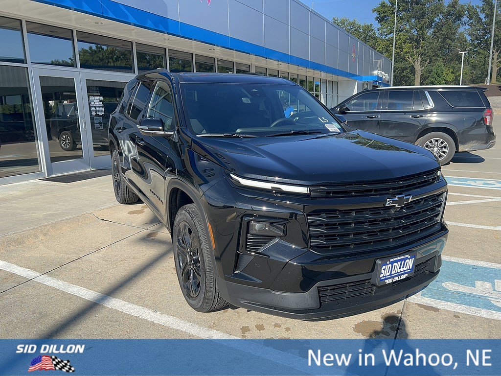 New 2027 Mosaic Black Metallic Chevrolet LT image 7