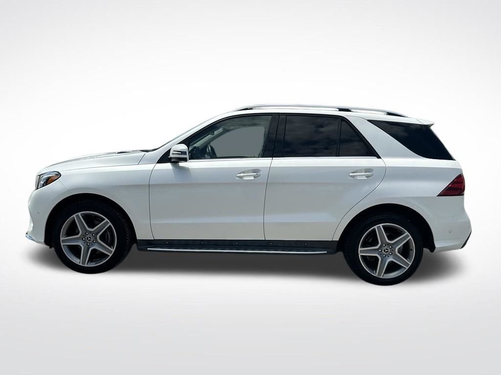Used 2018 White Mercedes-Benz GLE 350 image 3