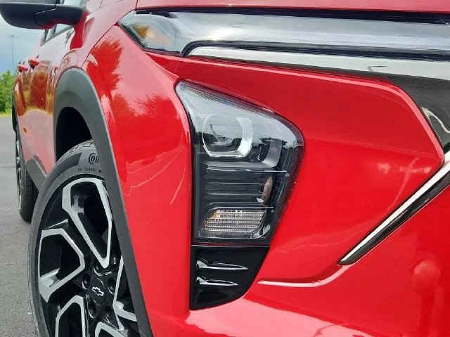 New 2026 Apex Red Chevrolet 2RS image 9