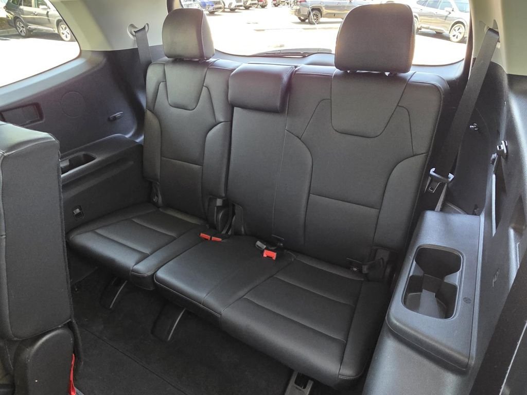Used 2022 Purple Kia EX image 17