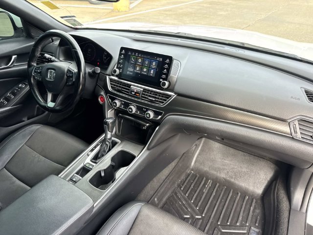 Used 2020  Honda Sport image 37