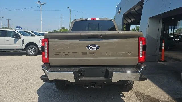 New 2027 Marsh Gray Metallic Ford Lariat 4WD image 25