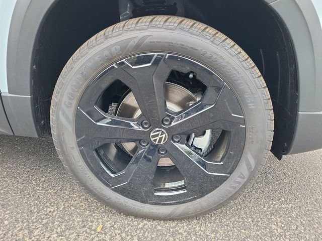 New 2026 Gray Volkswagen 1.5T SE Black image 20