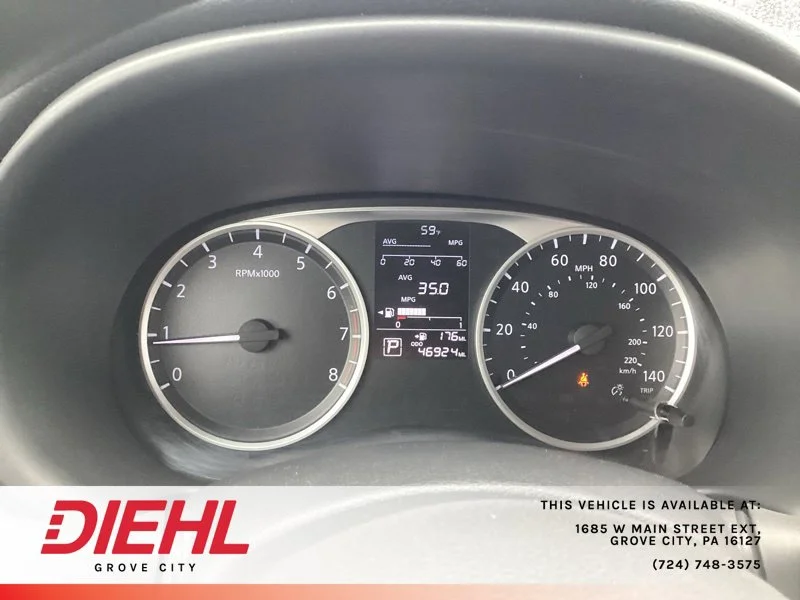 Used 2021 Gray Nissan S image 28