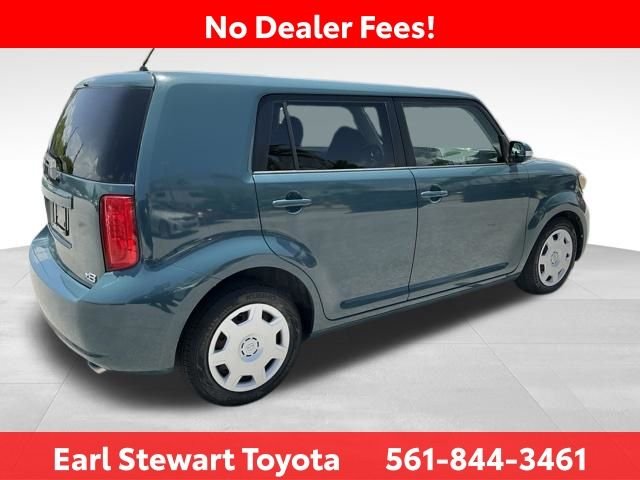 Used 2009 Green Scion Base image 4
