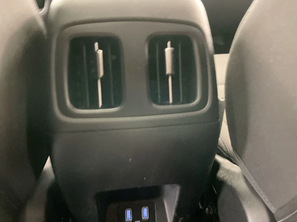 Used 2022 Quartz White Hyundai SEL image 21