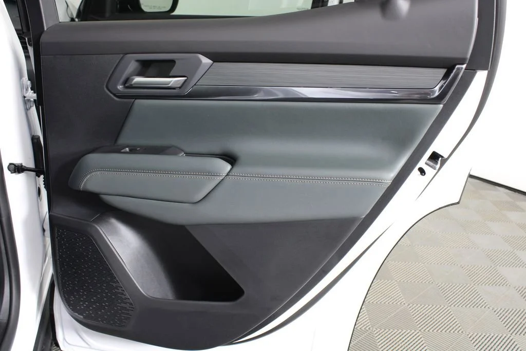 2026 GMC Terrain AT4 - Photo 10