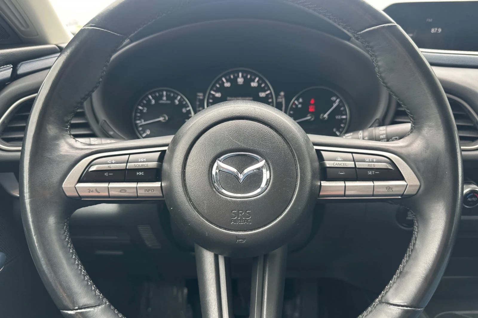 Used 2021 Crystal Blue Mazda Select image 24