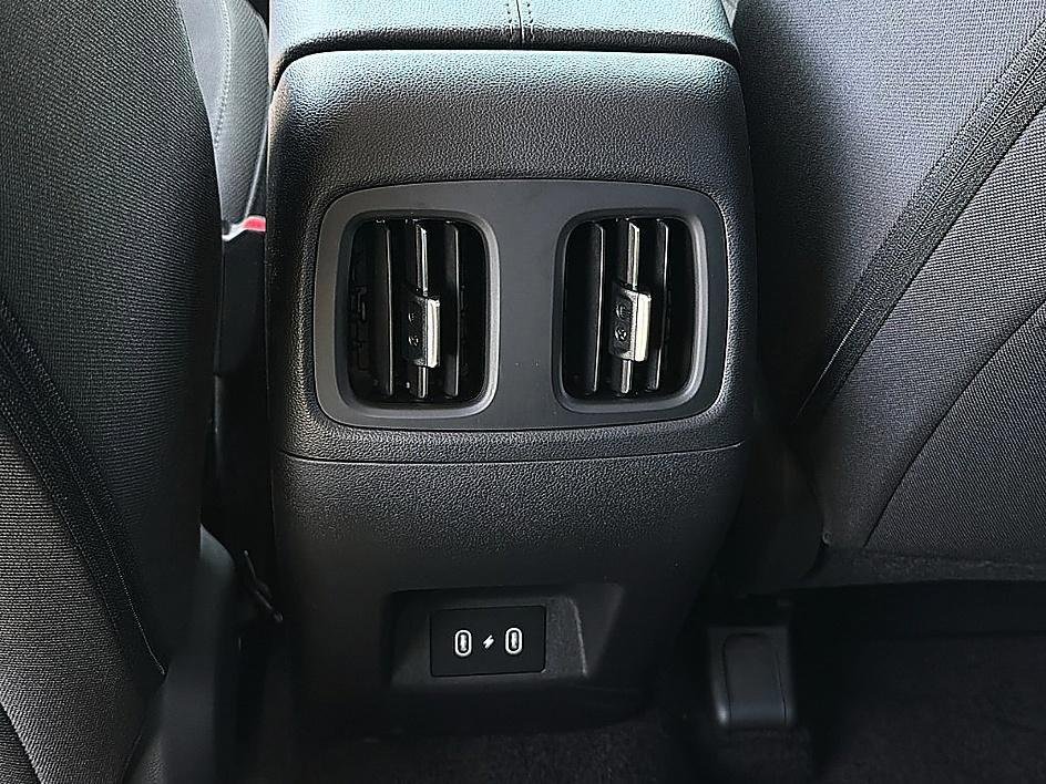 New 2026 Phantom Black Hyundai SEL AWD image 22